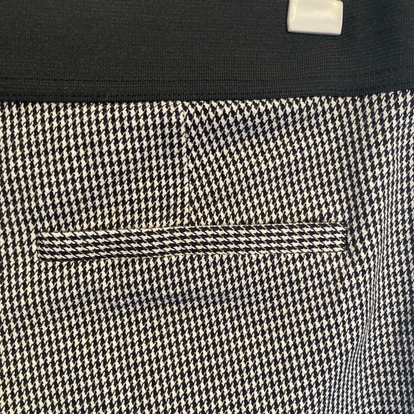 A New Day Houndstooth Cropped Pant - Picture 7 of 7
